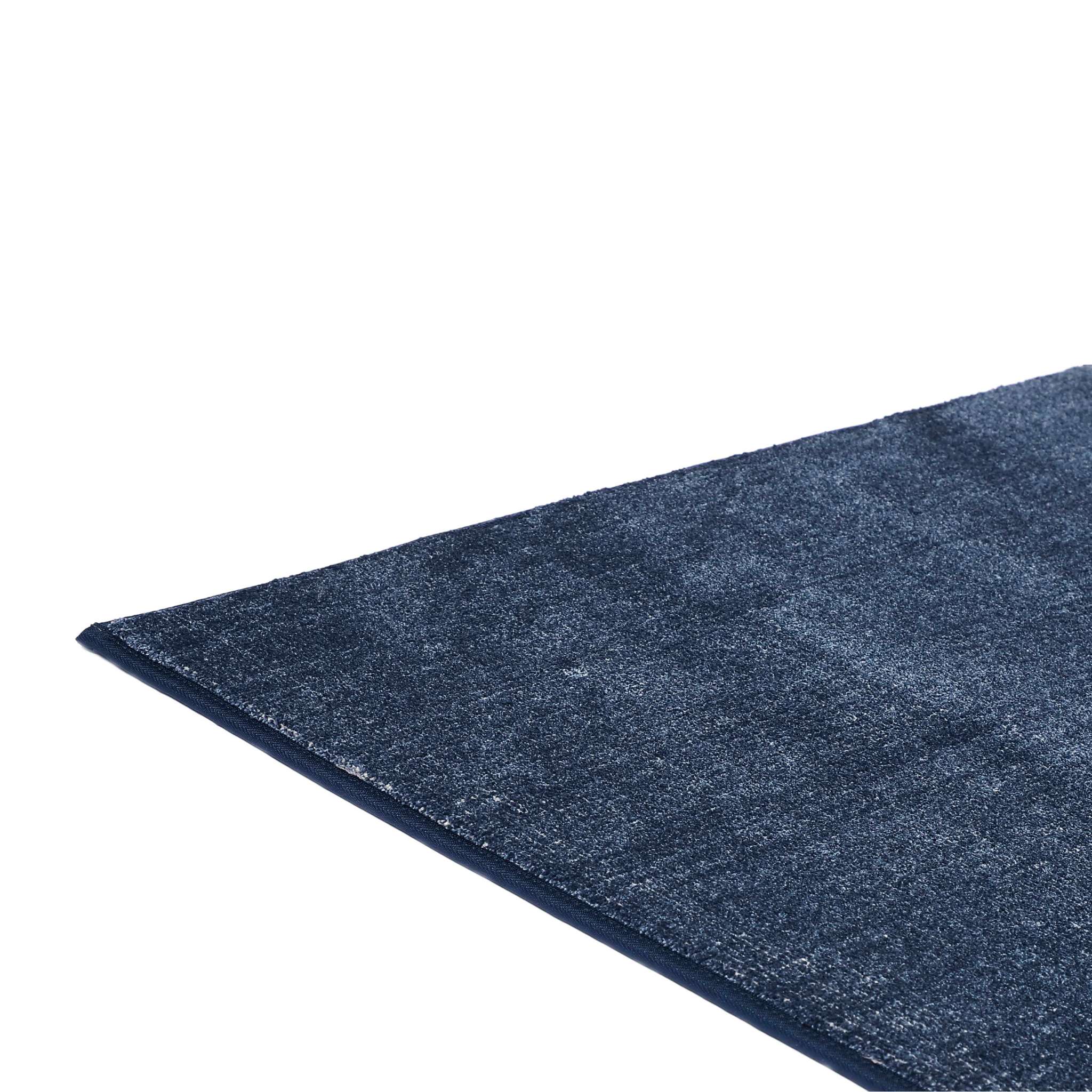 VM Carpet Sametti matto, omalla mitalla - 304 sininen